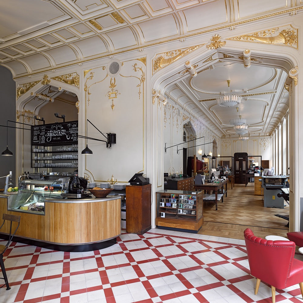 Supersense: A Curated Haven for Analog Delicacies